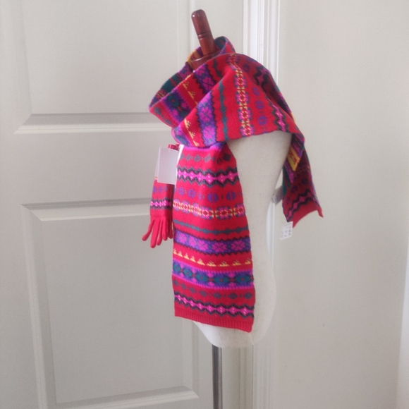 New!J.Crew in fair isle Multi colored Crewcuts 100% wool scarf & gloves Kids set - Picture 3 of 12